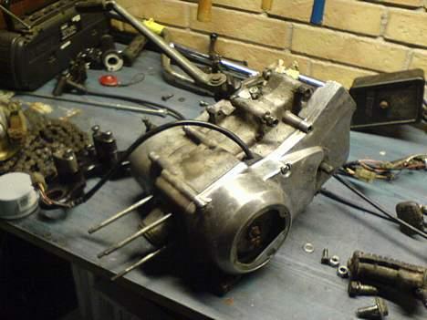 Suzuki Dm50 Projekt . SOLGT . - Motor med gearkassen . billede 6