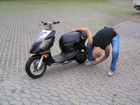 Aprilia Sonic / Er blevet stjålet - Igang med at justere tomgangen :P billede 13