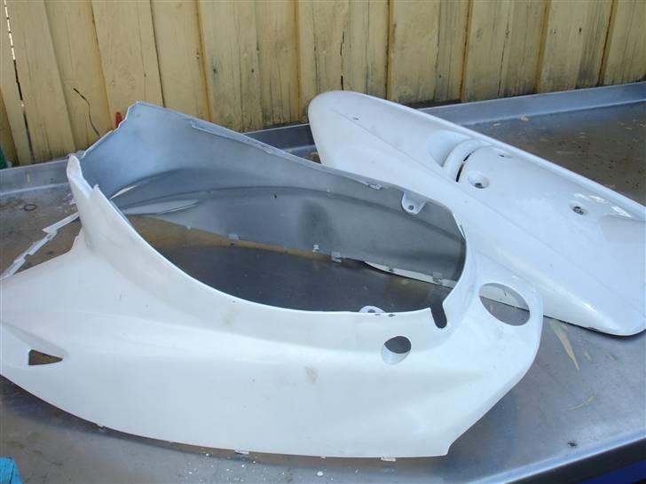 Yamaha Jog Solgt til fætter :) - Mine skjolde:) tror de trænger til omlakering på et tidspunkt:) billede 4