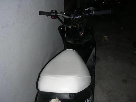 Yamaha jog fs (Byttet med bws) - hvidt sæde ;)  (gammelt) billede 4