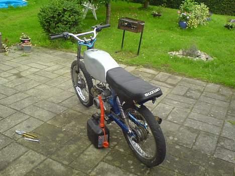 Suzuki Dm50 Projekt . SOLGT . - Stort set færdig . Mangler bare nyt sæde og ny udst. evt. . billede 14