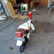 Suzuki FZ-50