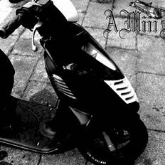 Aprilia sonic  • MHR•  Solgt :(