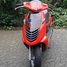 Aprilia sonic (SOLGT)