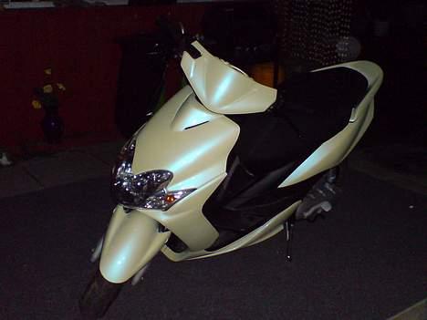 Yamaha jog r billede 8