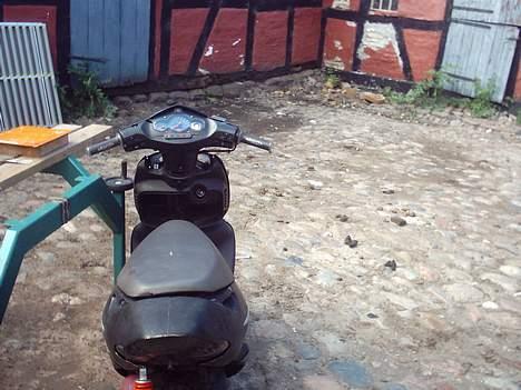 Aprilia sonic SOLGT billede 9