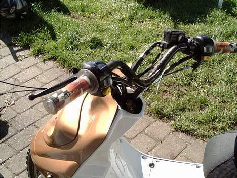 PGO hot 50 byttet til sonic billede 3