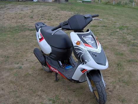 Aprilia Sonic  (Solgt)   STT billede 2