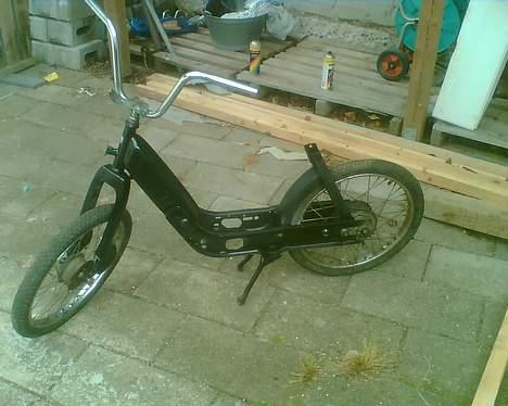 Vespa Ciao - malet og påsat hjul+ centerfod billede 5