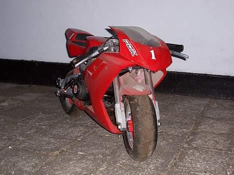 MiniBike Pocketbike *SOLGT* - Lige kommet hjem 4/9 billede 19