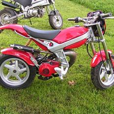 Suzuki street magic. 