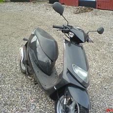 Suzuki estilete (total skadet) 