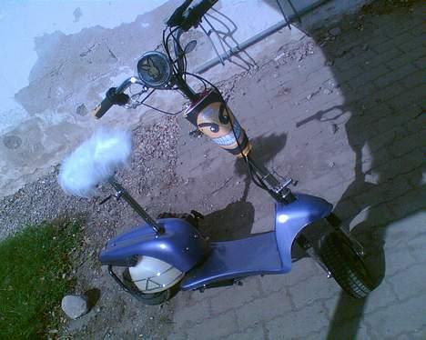 MiniBike Bezin Løbehjul solgt -PK- billede 1