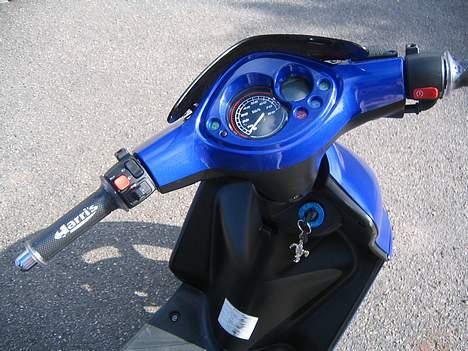 Yamaha Jog R  "solgt" billede 2