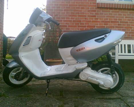 Aprilia Team Extreme | Nakket :( billede 10