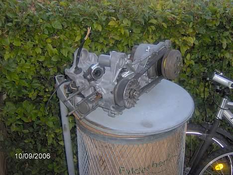 Yamaha Jog - Solgt - Min anden fuldstændigt standard motor, er ved at bygge en ´standard jog´ :) billede 8