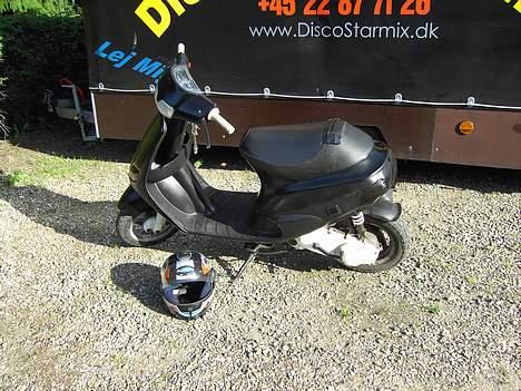 Piaggio Zip -Black Style- Solgt  billede 12