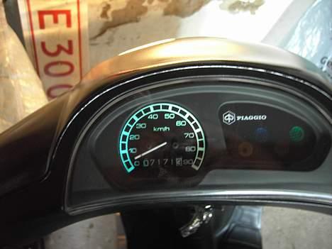 Piaggio Zip -Black Style- Solgt  billede 13