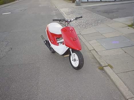 Yamaha Jog (SOLGT) billede 1