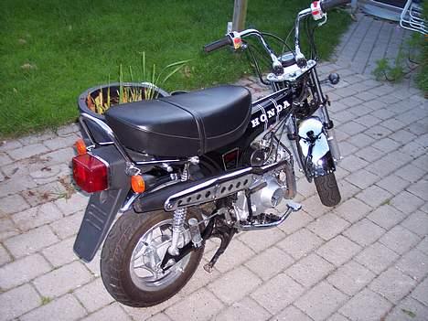 Skyteam honda dax solgt for 6000 billede 2