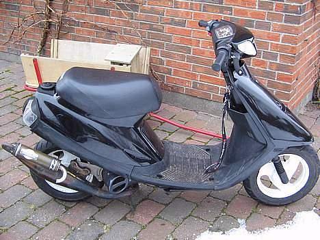 Yamaha Jog TIL SALG - Sådan har den også set ud :) billede 8