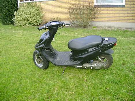 PGO Hot 50 "SOLGT" billede 3