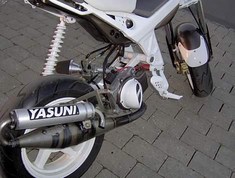 Suzuki Street Magic *SOLGT* billede 16