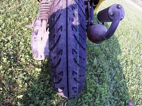 Yamaha neos til salg  - mc dæk 500kr billig  billede 5