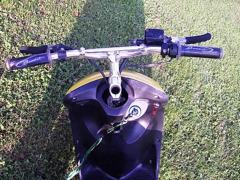 Yamaha neos til salg  - bartstyr 400kr også billig billede 7