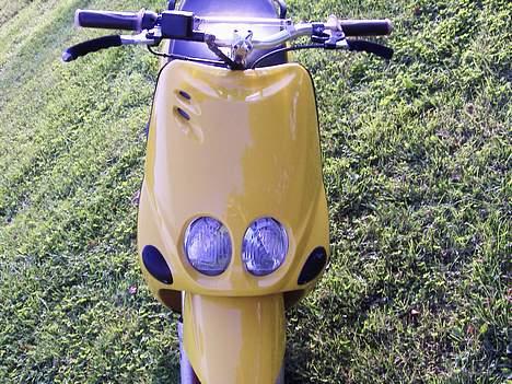 Yamaha neos til salg  - lyser mega godt og lyser gul + blå dioder fed man  billede 15