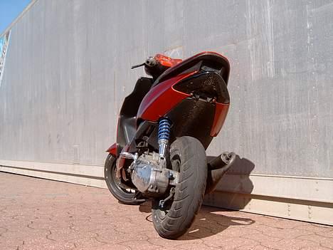 Yamaha Jog R. R=Racing billede 7