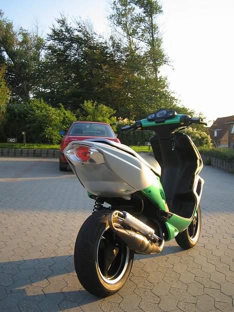 Peugeot Speedfight 2  - Som sagt, bagstang væk!  billede 17