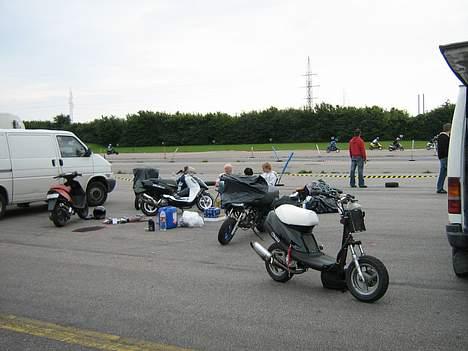 Yamaha jog solgt billede 15