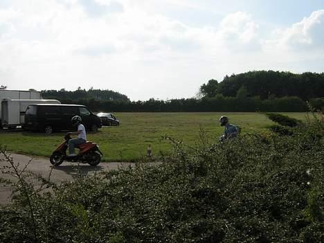 Yamaha jog solgt billede 17