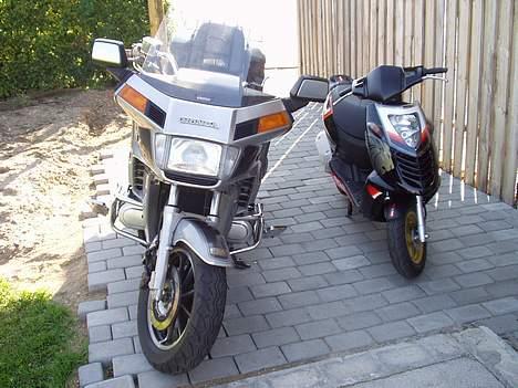 Aprilia Sonic Solgt - Min sonic og min far´s motercykel.. billede 7