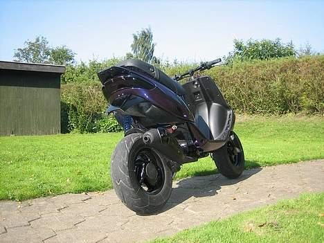 Gilera Stalker - Der fangede jeg sku lidt perlemor :P Men det er sku svært at se på billeder. billede 3