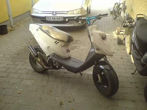 PGO hot 50 >SOLGT< billede 4