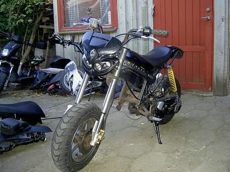 Suzuki Street magic * SOLGT * billede 1