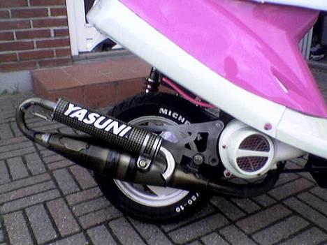 Yamaha Jog FS $->Pink-Dræber<-$ - Deet Hjalp en smule efter jeg fik den nye C16 på . billede 15