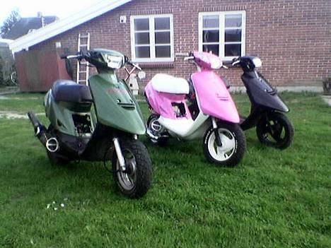 Yamaha Jog FS $->Pink-Dræber<-$ - Den Grøøne er min Kammerats , de to andre en mine ;) billede 19
