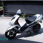 Peugeot speedfight 2