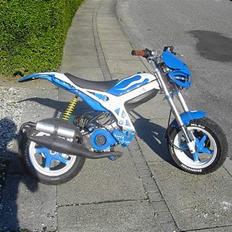 Suzuki Street Magic - Solgt