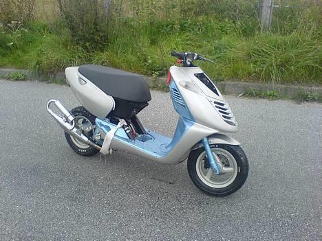 Aprilia Sonic (Lc Team Speed) billede 2