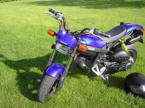 Suzuki Streetmagic billede 4