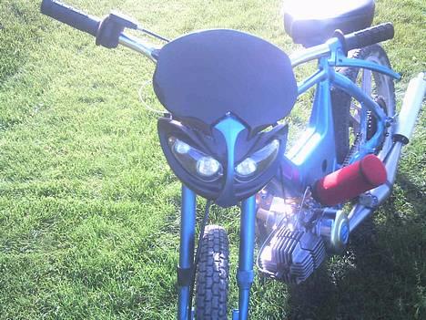 Puch maxi, byttet til lc sonic - jaaa, ved godt der er mange der ikke har samme stil som mig men jeg elsker streetkåbe ;)  billede 13