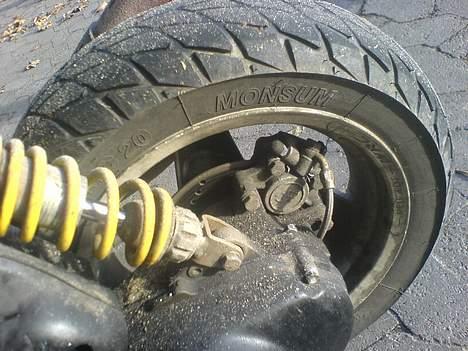 Peugeot speedfight 2 - bygget skivebremser i bag billede 10