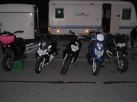 Piaggio tyff Evo LC 7500 kr - teamet nede til randers tyffer og sonicer kan vi lig og så må rallyraceren lige få noget mere tun på :D billede 7
