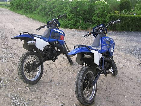 Suzuki RMX (SOLGT) billede 2