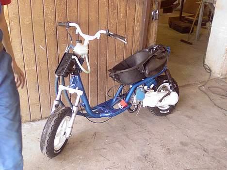 Aprilia sonic til salg - Her er den lige blevet samlet... der mangler nogle ting.. men skulle ud og køre!!! hehe ;) billede 11