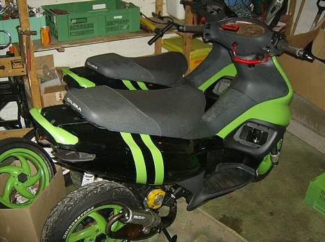 Gilera Runner LC Solgt - Her står den sammen med min anden Racer... det er den inderste  billede 8